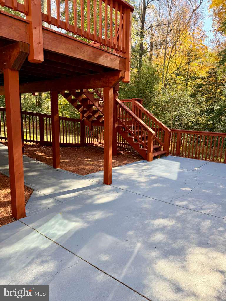 CAERNARVON WOODS - Residential