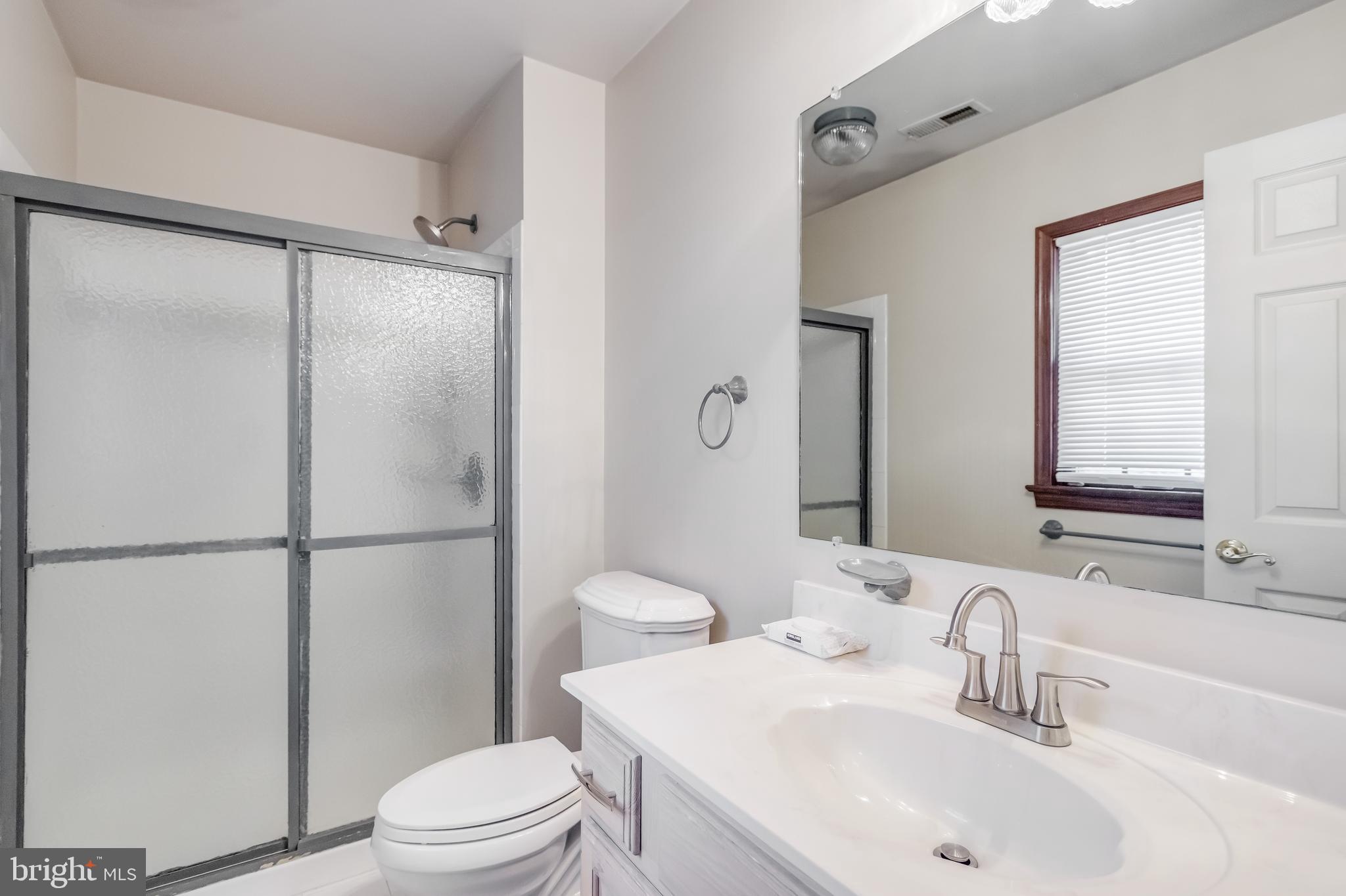 CAERNARVON WOODS - Residential