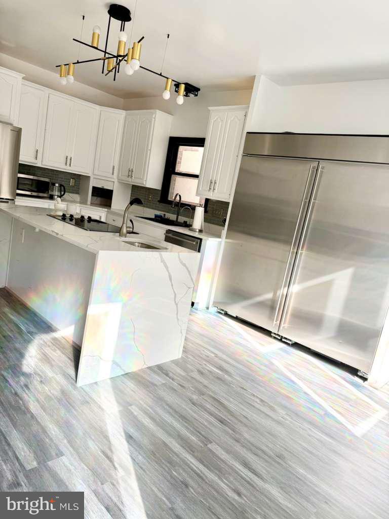 CAERNARVON WOODS - Residential