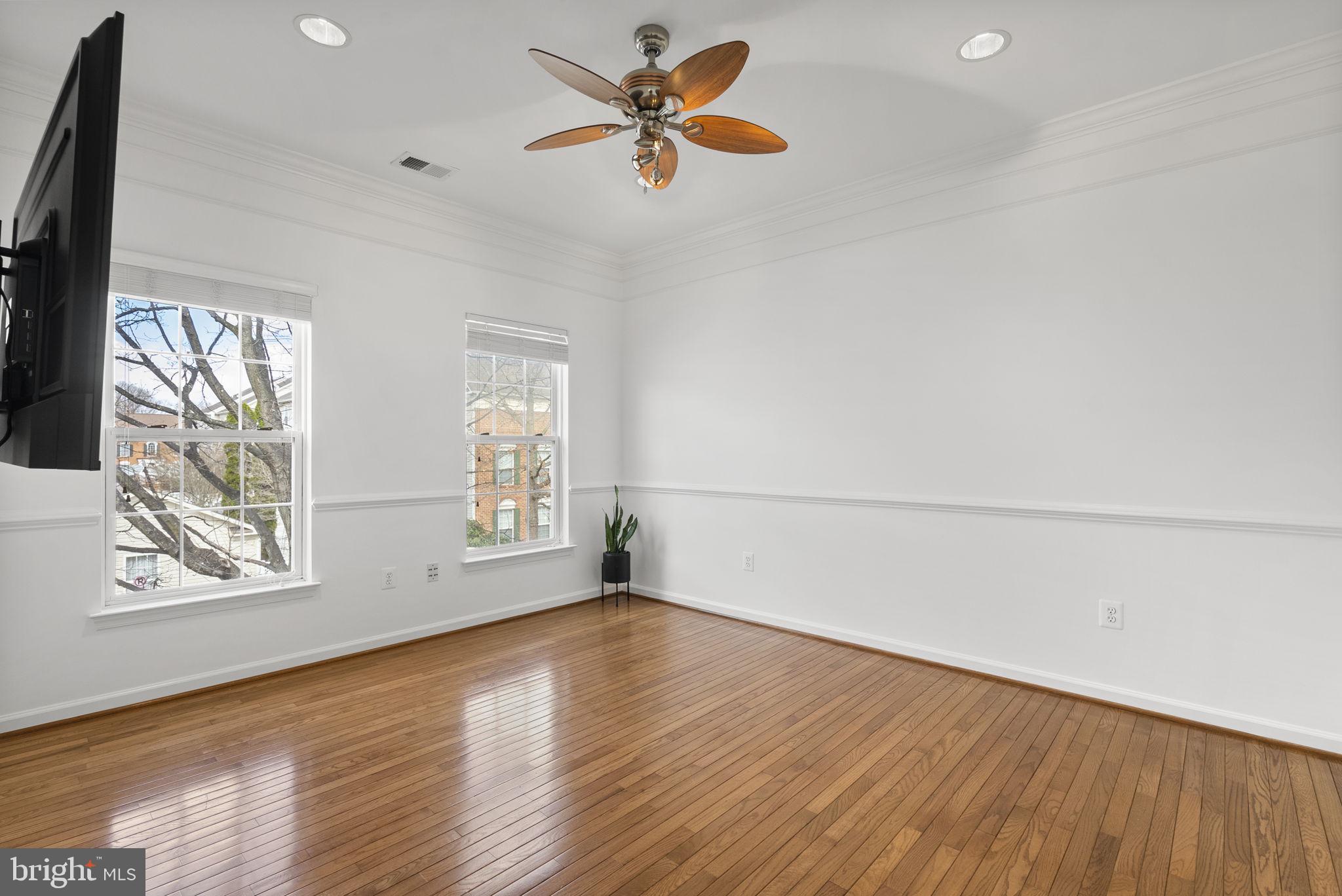 LAKELANDS - Residential