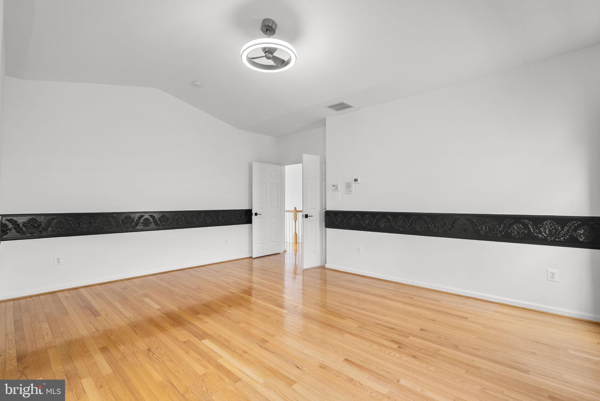 LAKELANDS - Residential