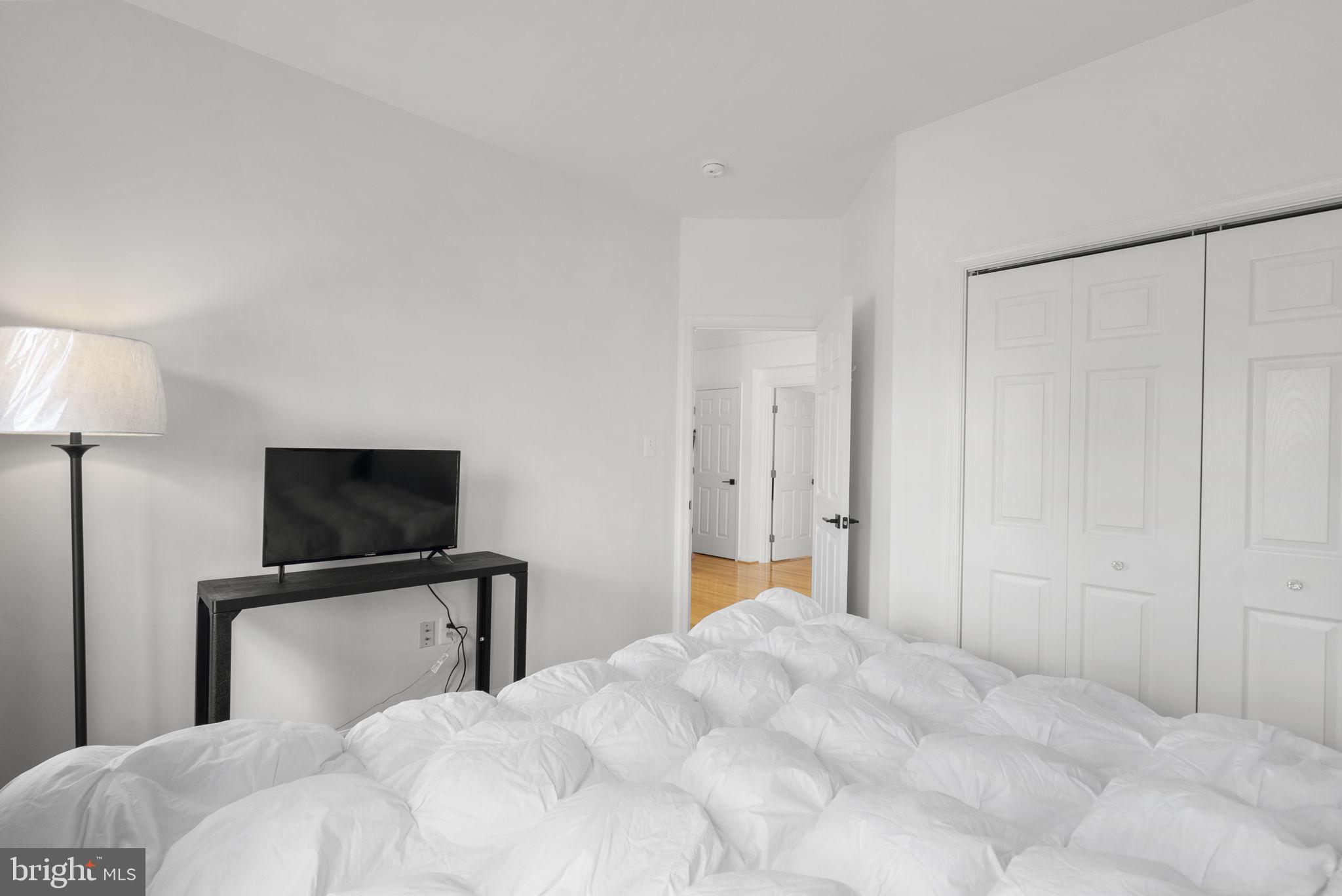 LAKELANDS - Residential