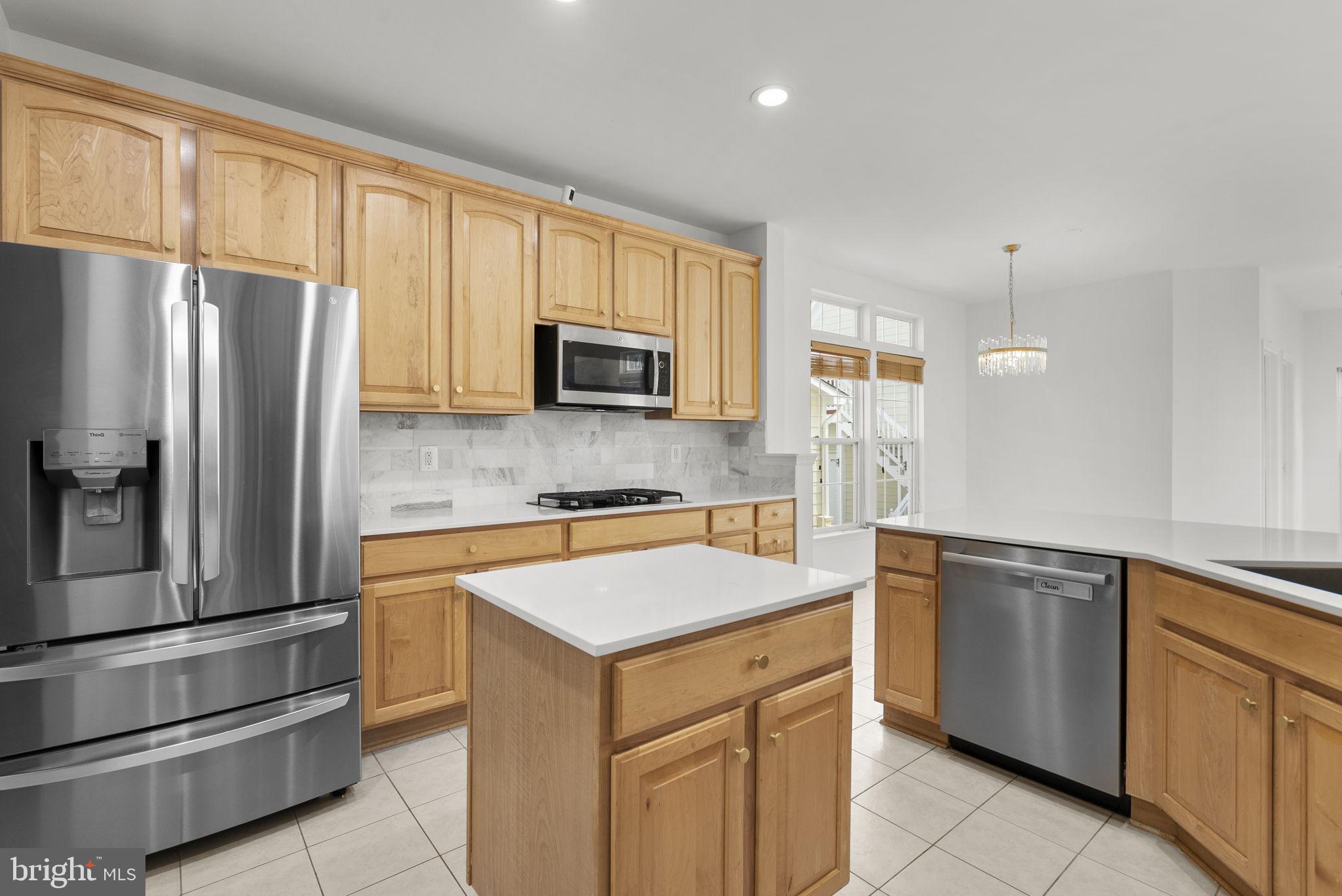 LAKELANDS - Residential