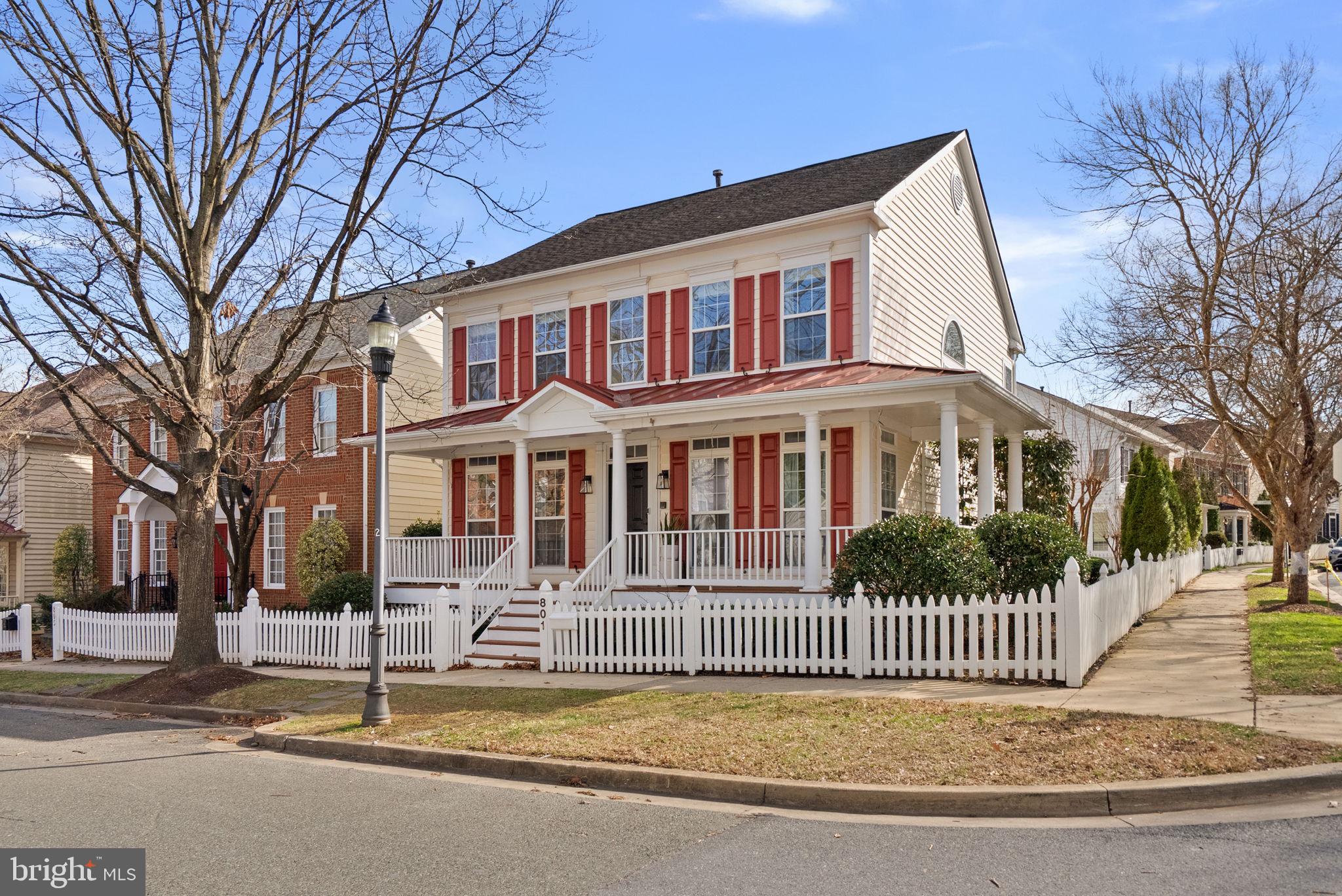 LAKELANDS - Residential