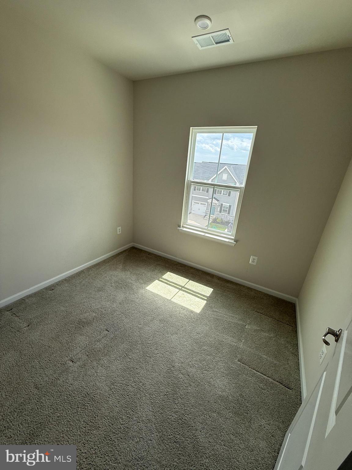 ALEXANDER'S CROSSING - Residential Lease