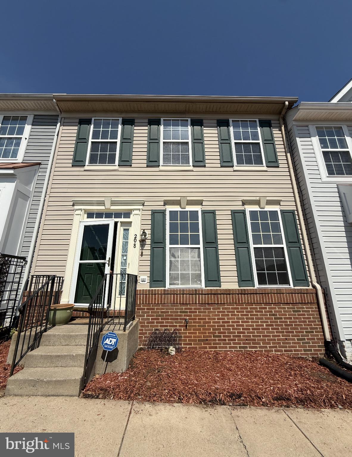 HILLSIDE TERRACE - Residential Lease