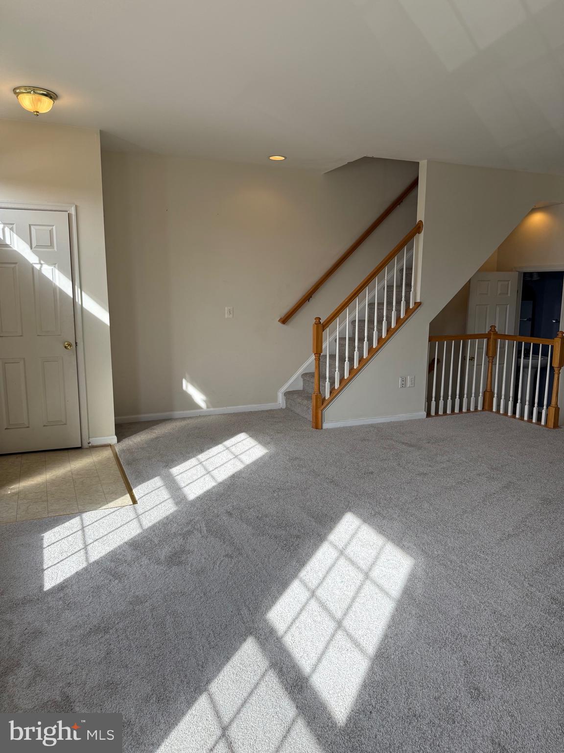 HILLSIDE TERRACE - Residential Lease