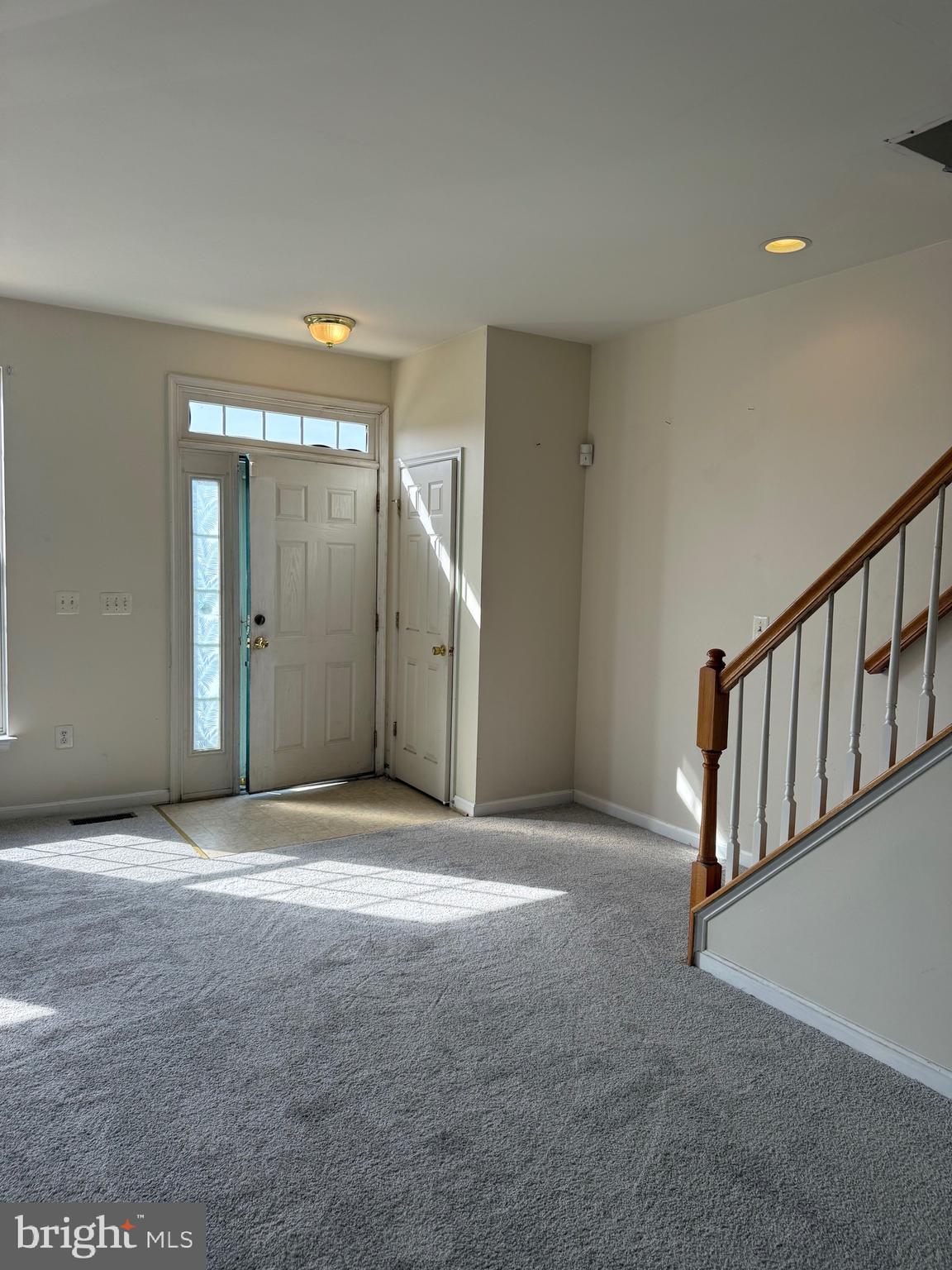 HILLSIDE TERRACE - Residential Lease