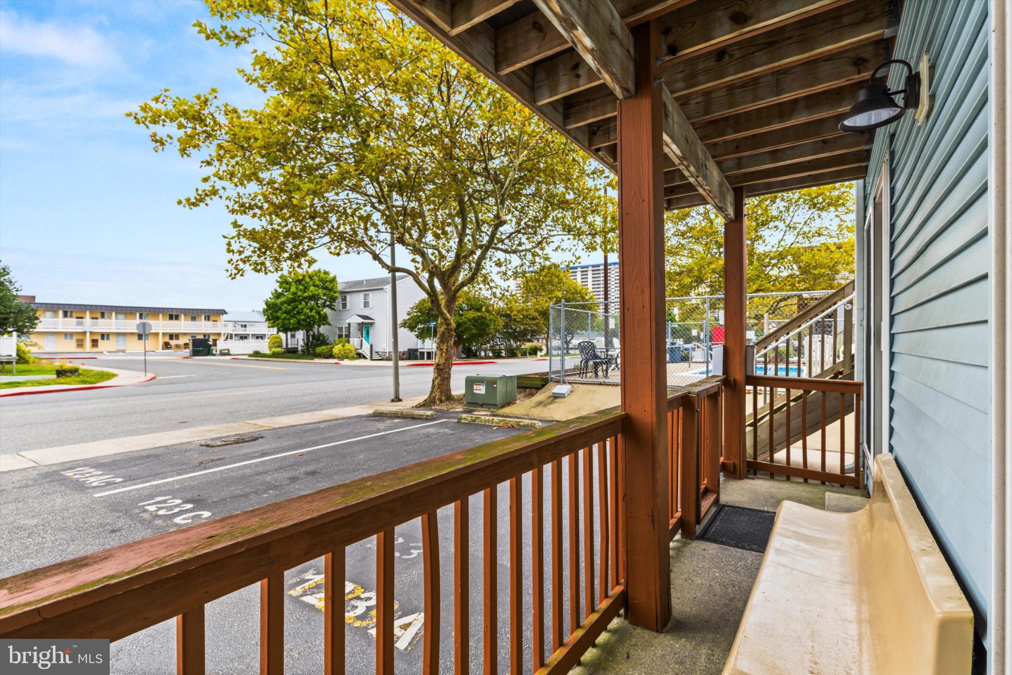 123 JAMESTOWN ROAD A