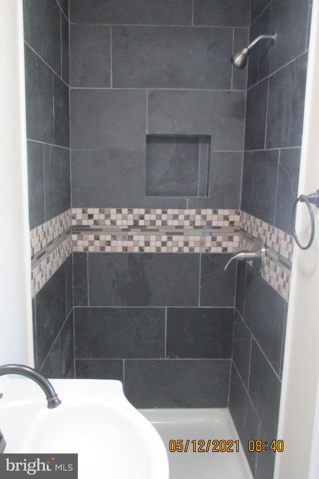 PERRYVILLE - Residential