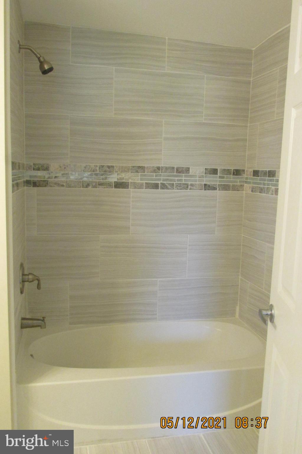 PERRYVILLE - Residential