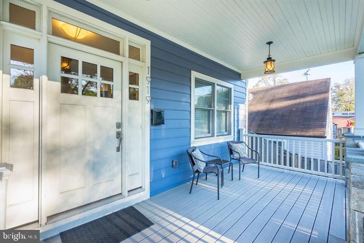 1919 N GEORGE MASON DRIVE N