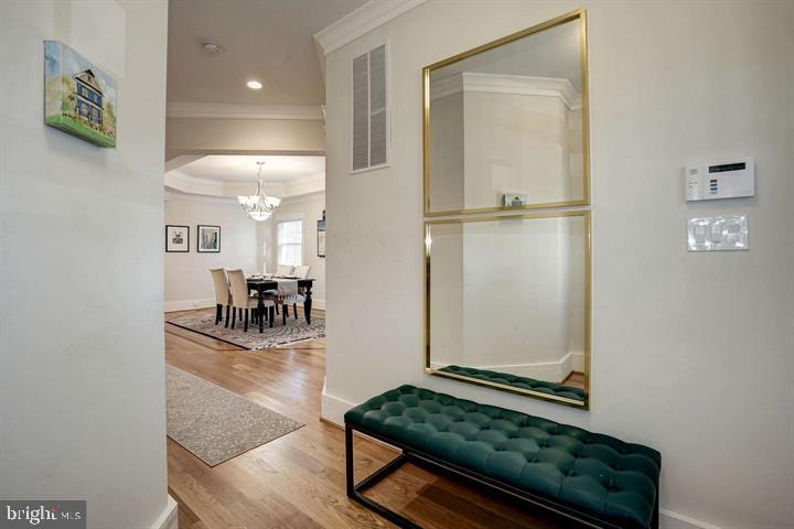 1919 N GEORGE MASON DRIVE N