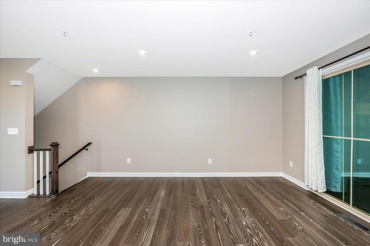 URBANA - Residential Lease