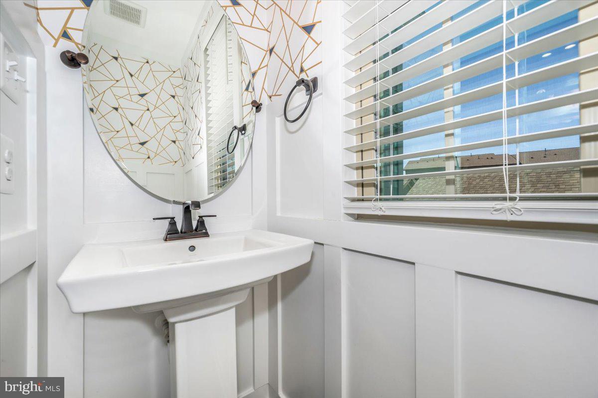 URBANA - Residential Lease