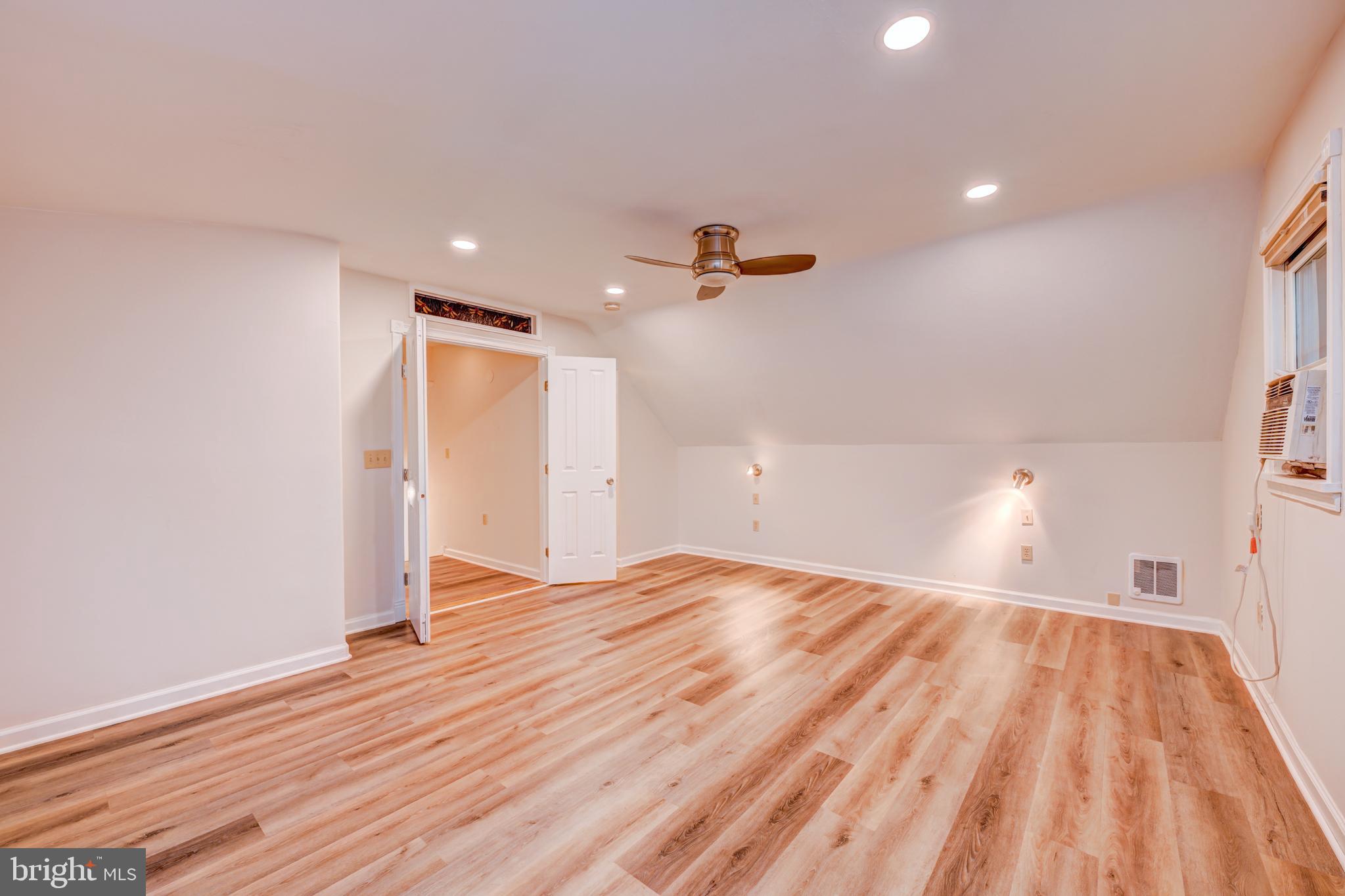 TREVOSE HGTS - Residential