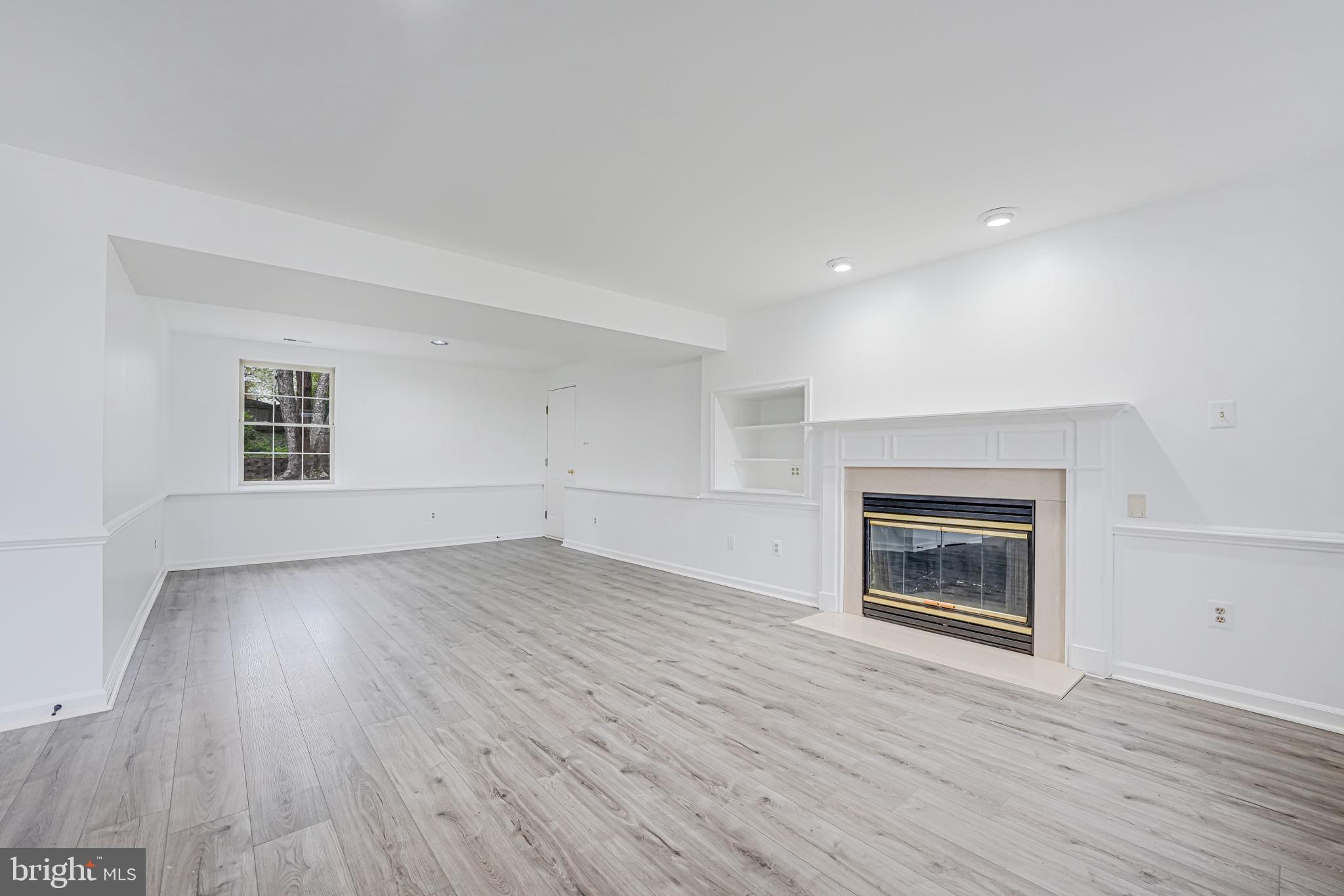 HASTINGS HUNT - Residential