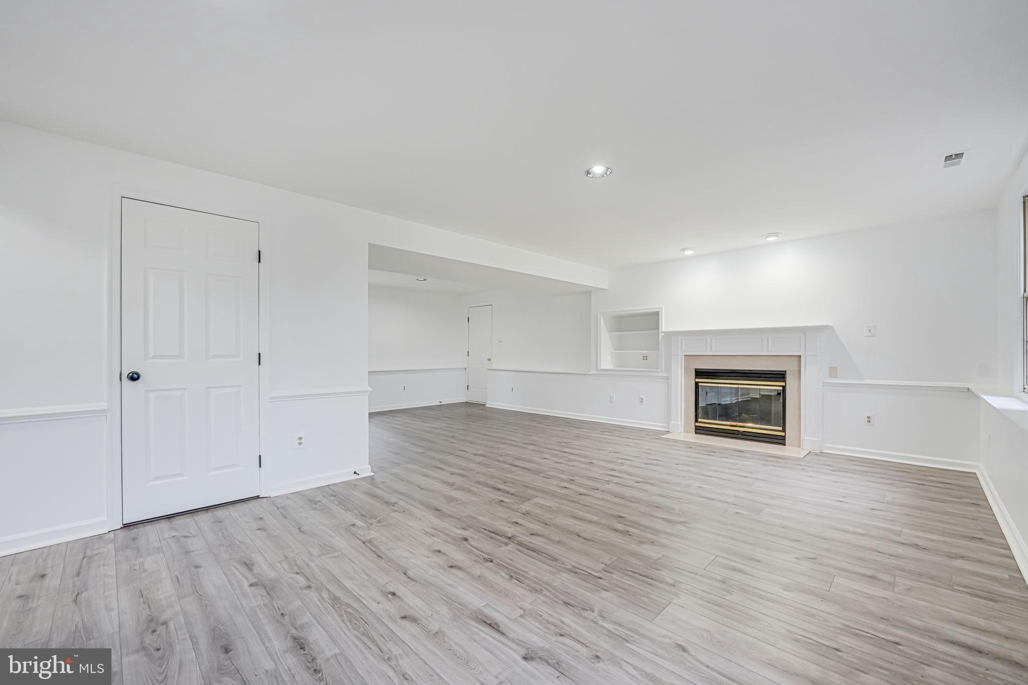 HASTINGS HUNT - Residential