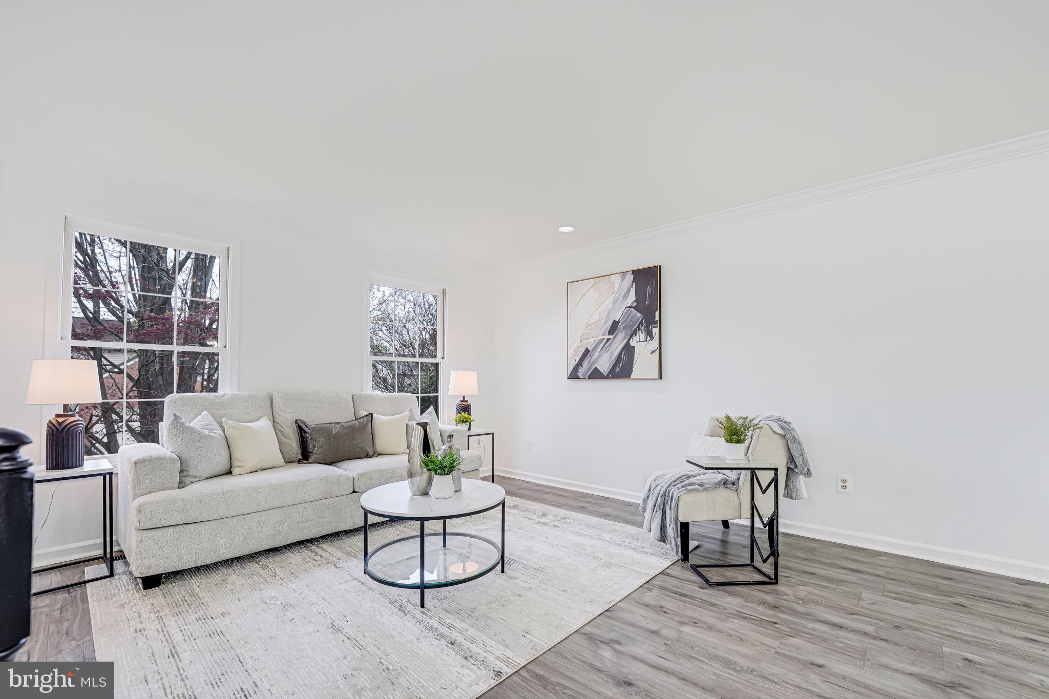 HASTINGS HUNT - Residential