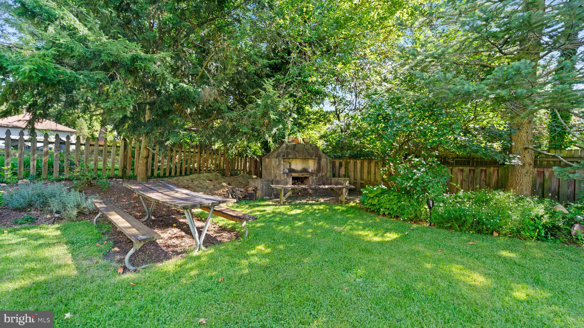 EVESHAM PARK - Residential