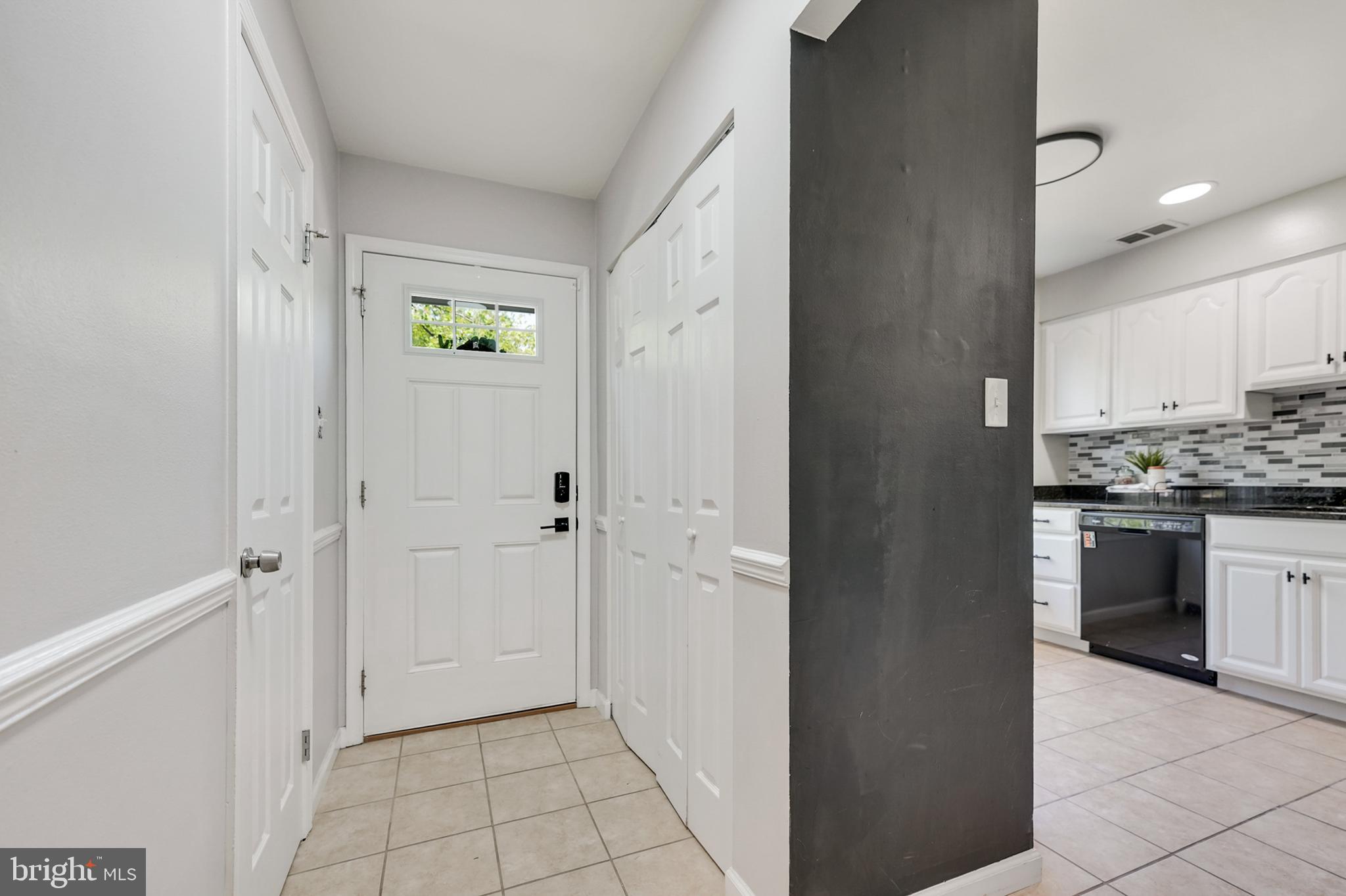 LAKE RIDGE - Residential