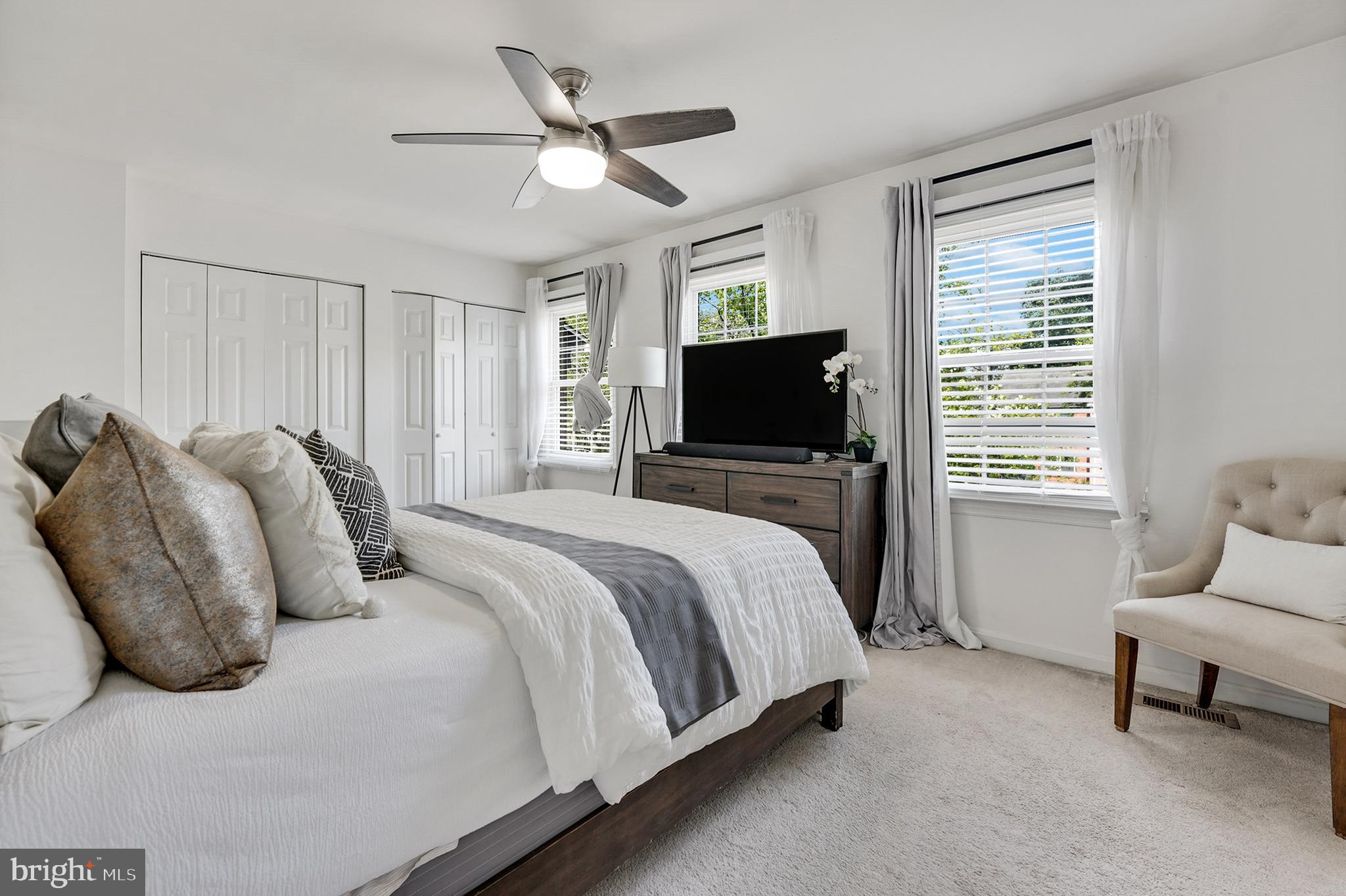 LAKE RIDGE - Residential