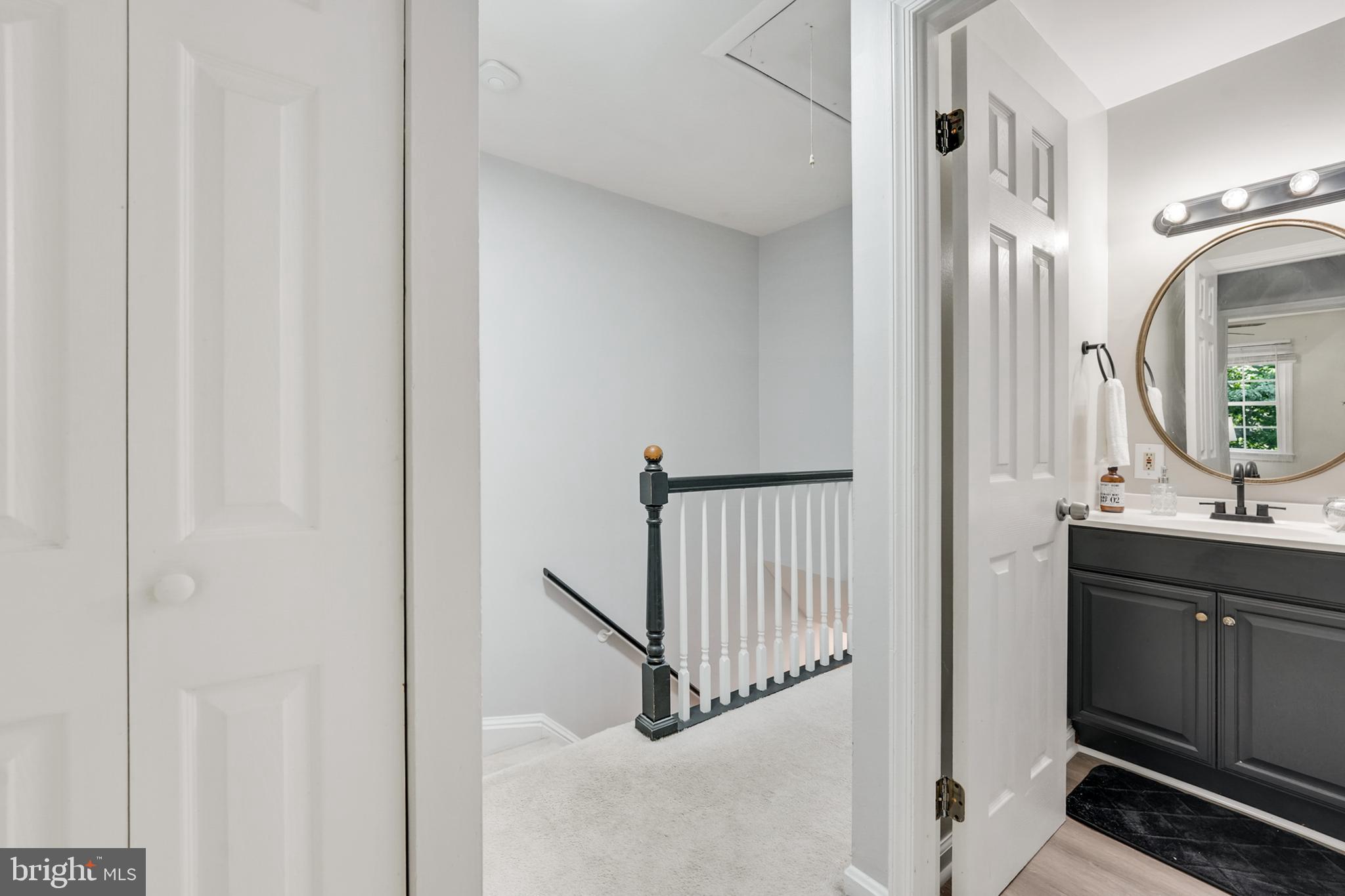 LAKE RIDGE - Residential