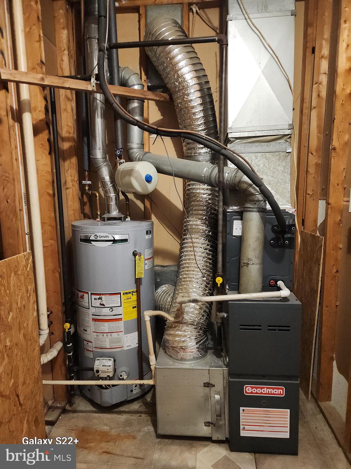 HILL OAKS CONDO - Residential