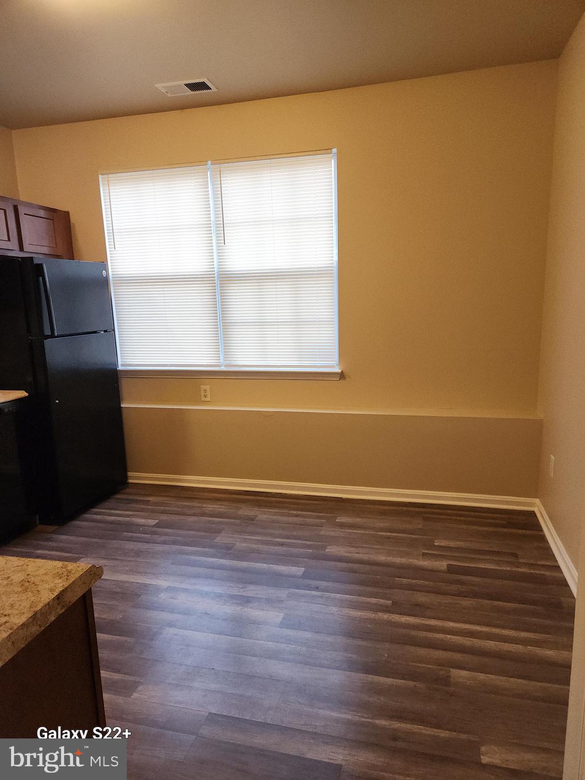 HILL OAKS CONDO - Residential