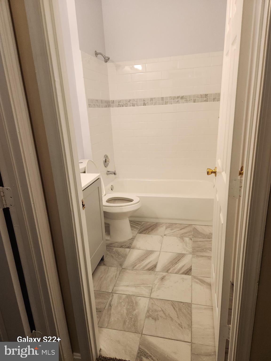 HILL OAKS CONDO - Residential