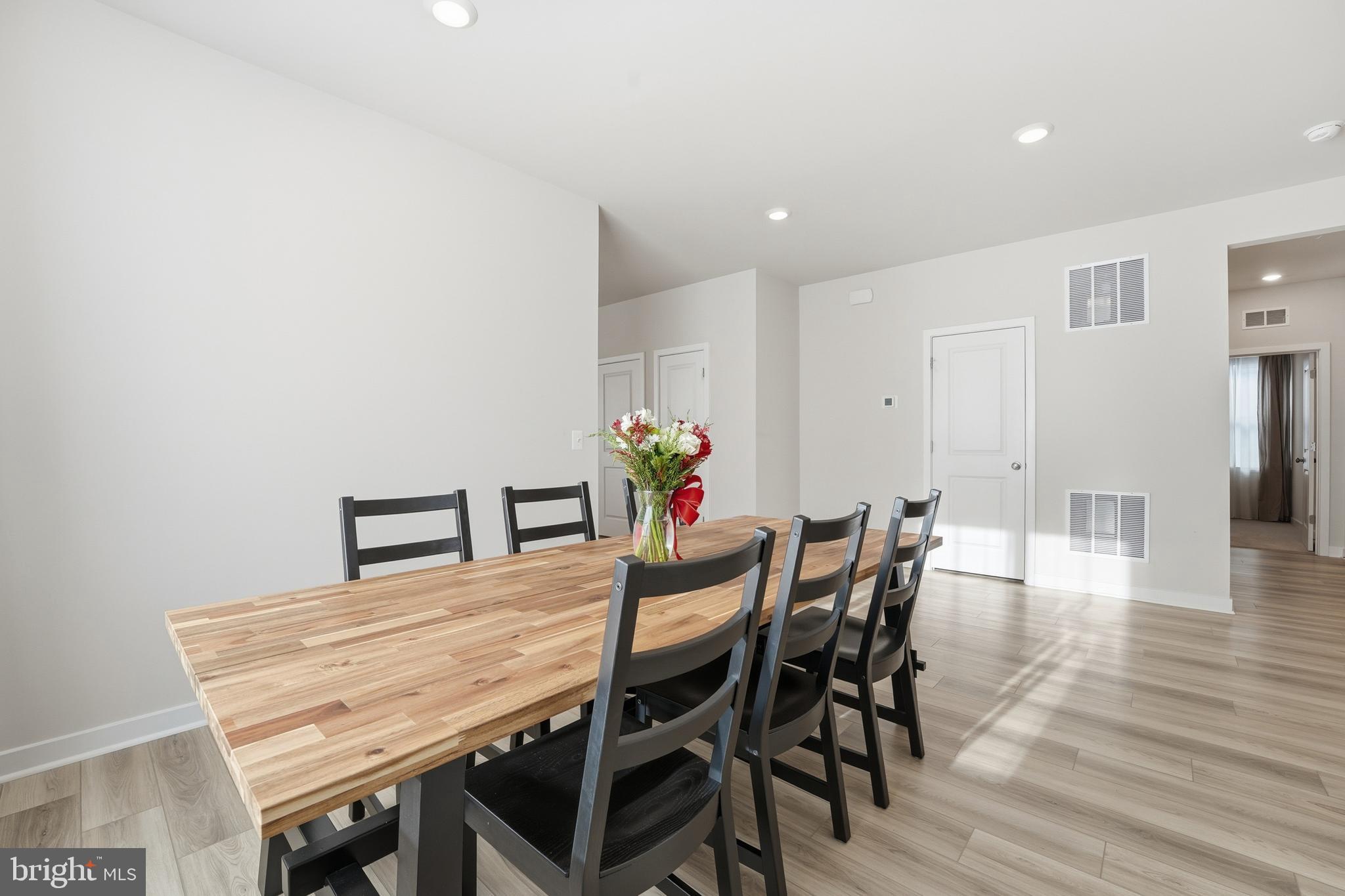 CLEVENGER CORNER VILLAGE - Residential