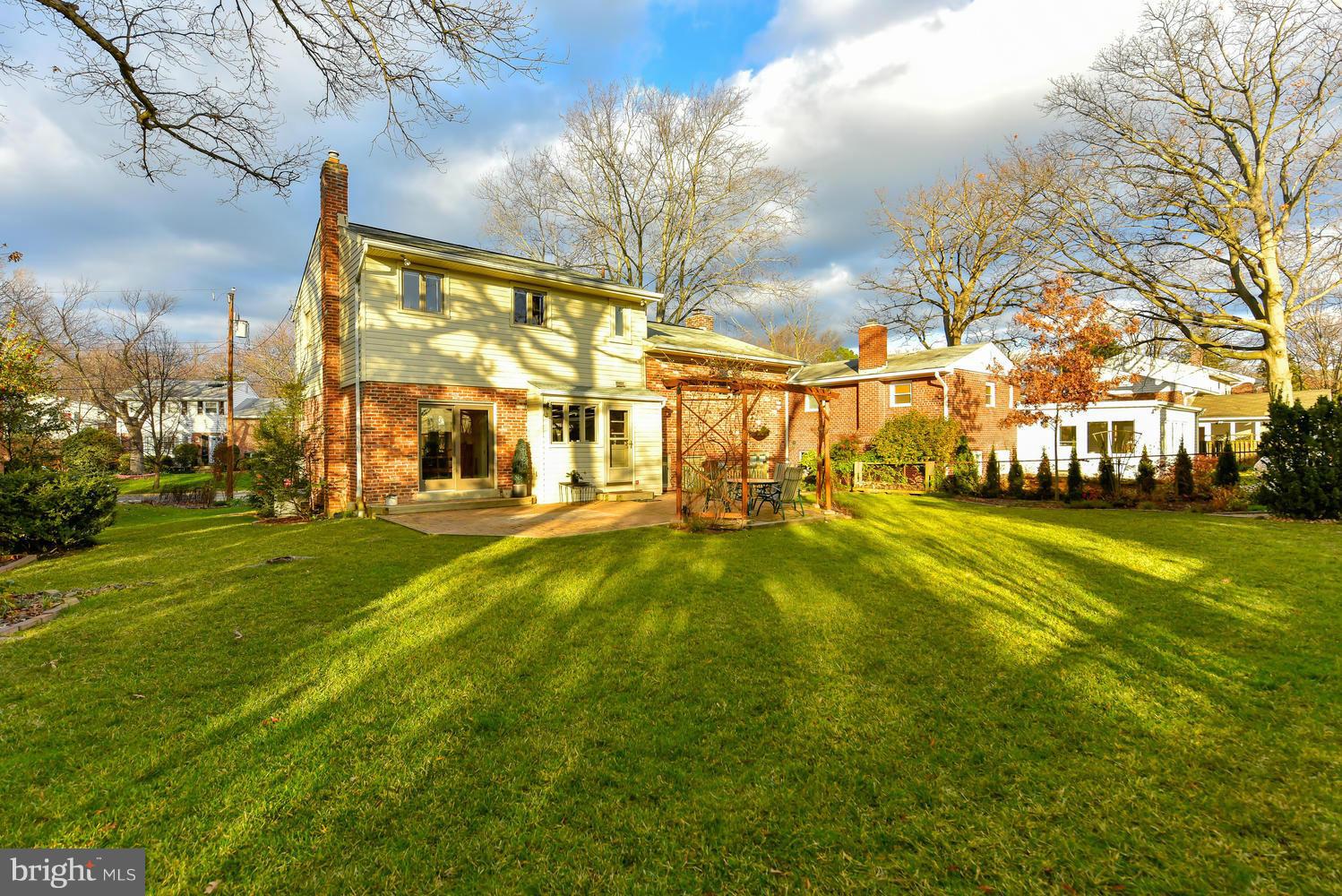 BEVERLEY ESTATES - Residential