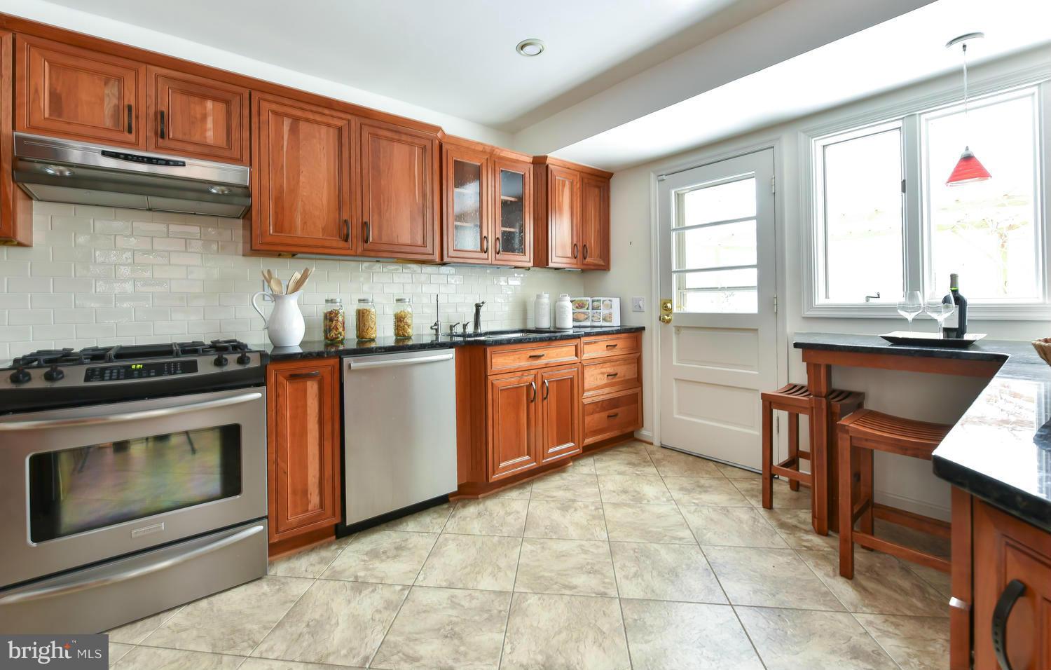 BEVERLEY ESTATES - Residential