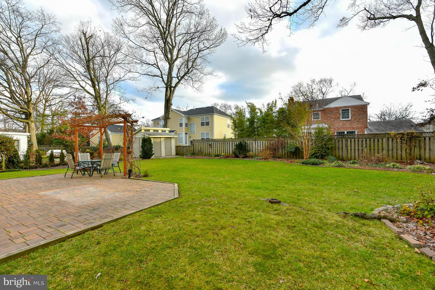 BEVERLEY ESTATES - Residential