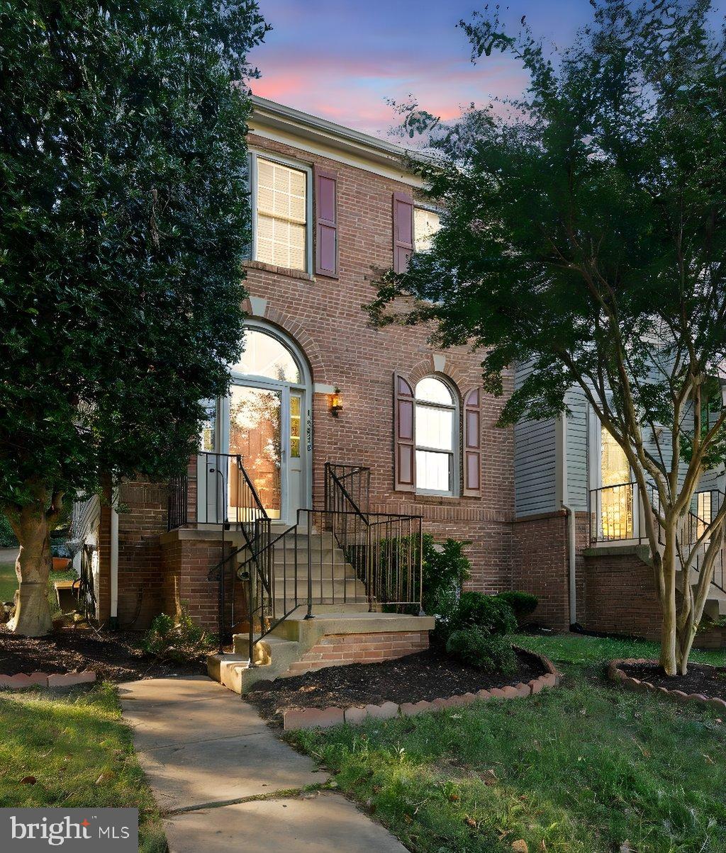 12438 ABBEY KNOLL COURT