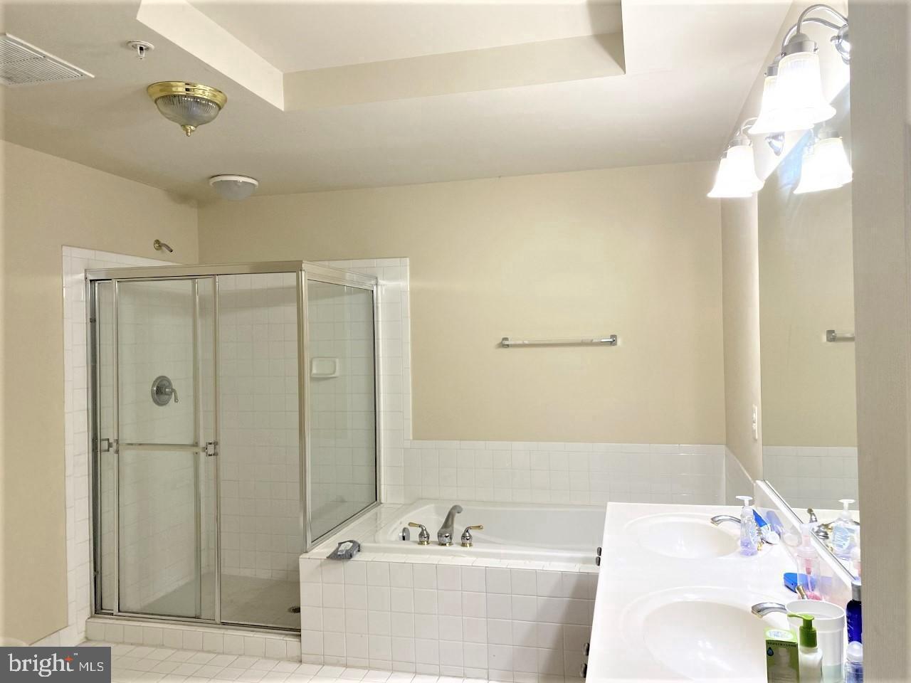 WILLOW OAKS - Residential