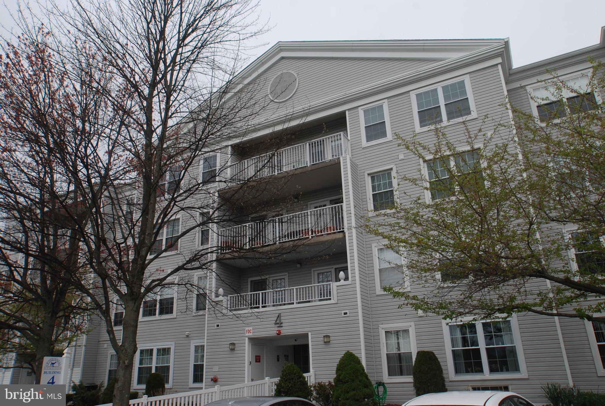 CENTENNIAL STATION - Residential