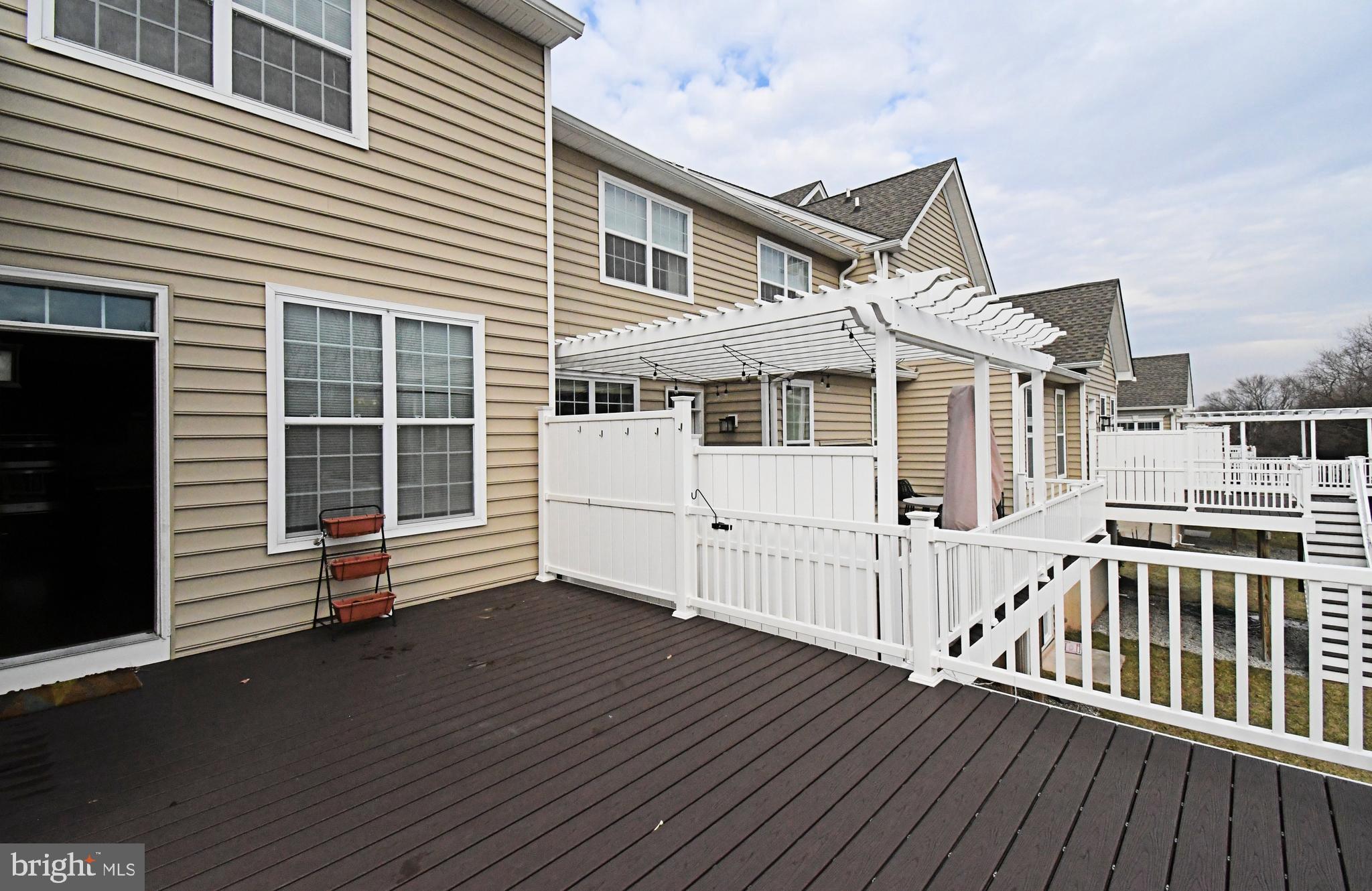 WHITE SPRINGS AT PROVIDENCE - Residential Lease