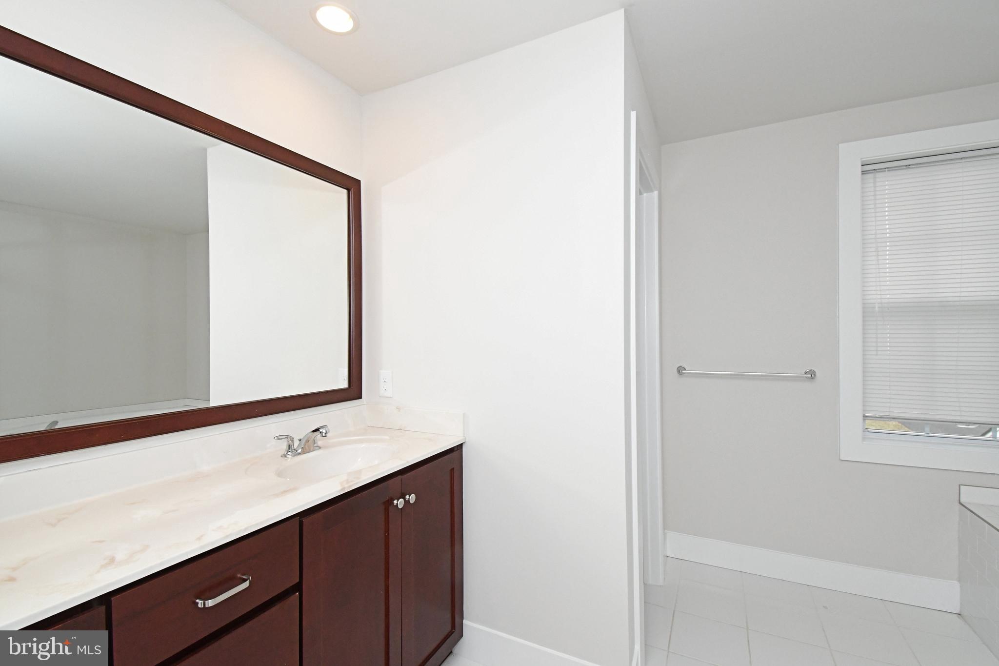 WHITE SPRINGS AT PROVIDENCE - Residential Lease