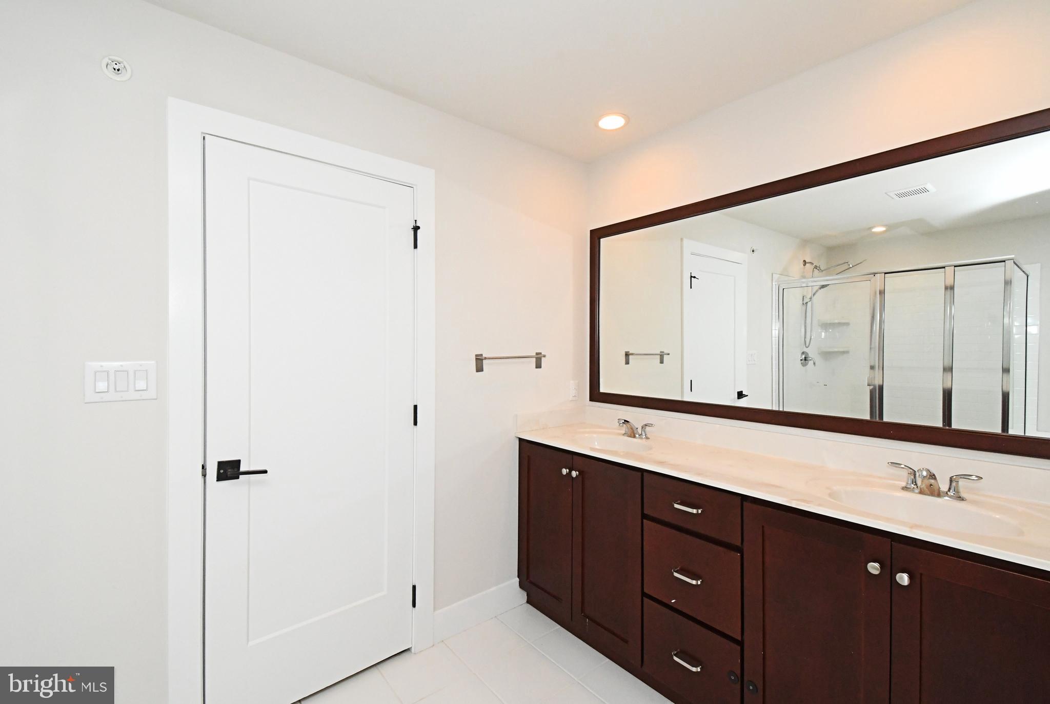 WHITE SPRINGS AT PROVIDENCE - Residential Lease