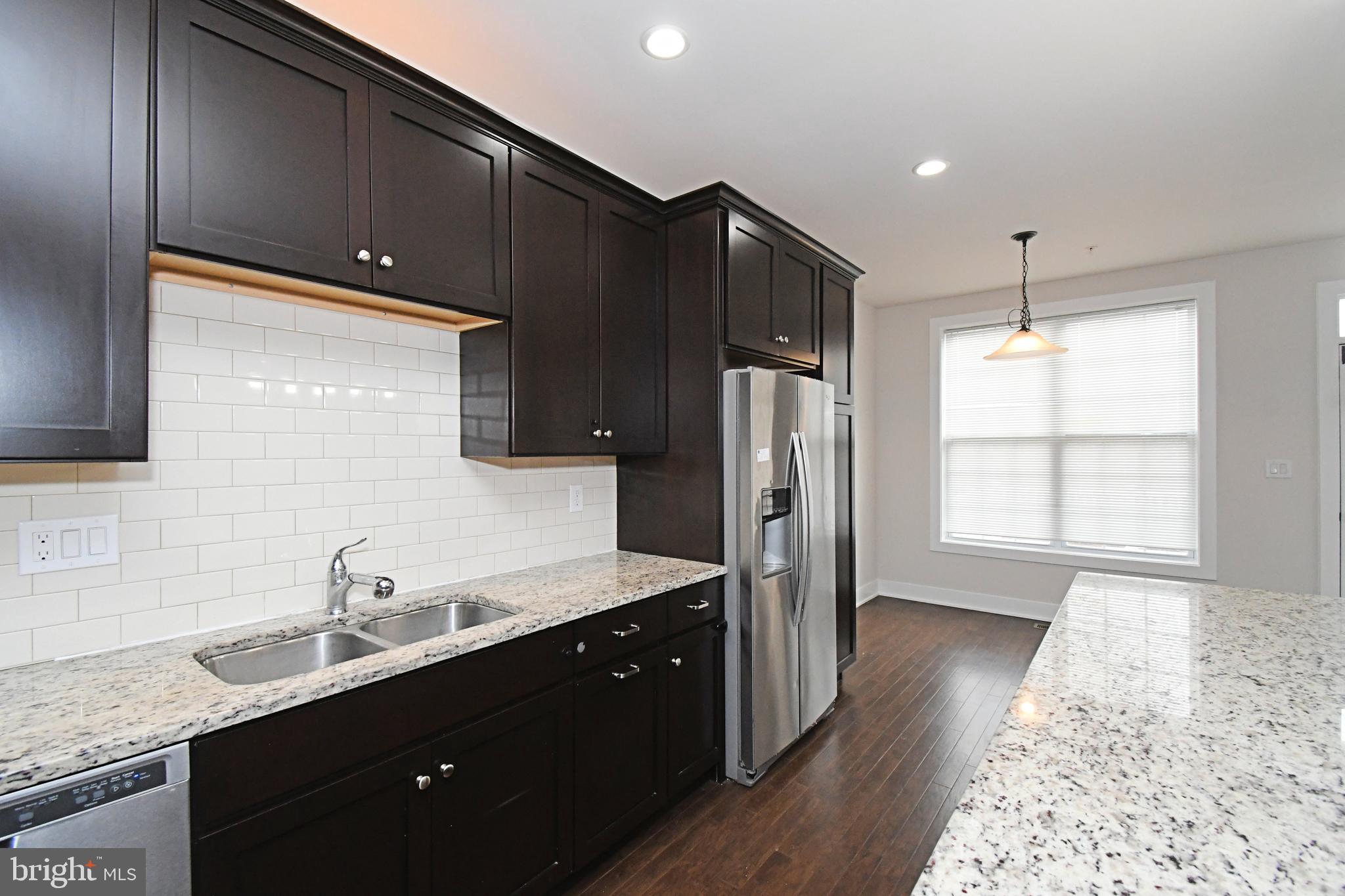 WHITE SPRINGS AT PROVIDENCE - Residential Lease