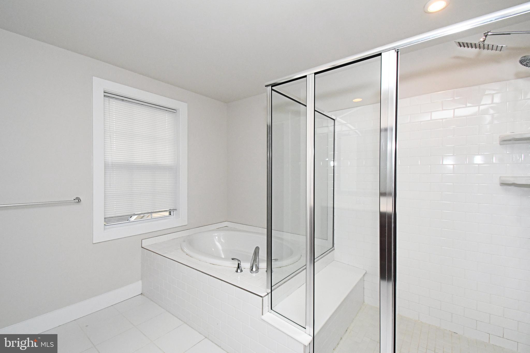 WHITE SPRINGS AT PROVIDENCE - Residential Lease