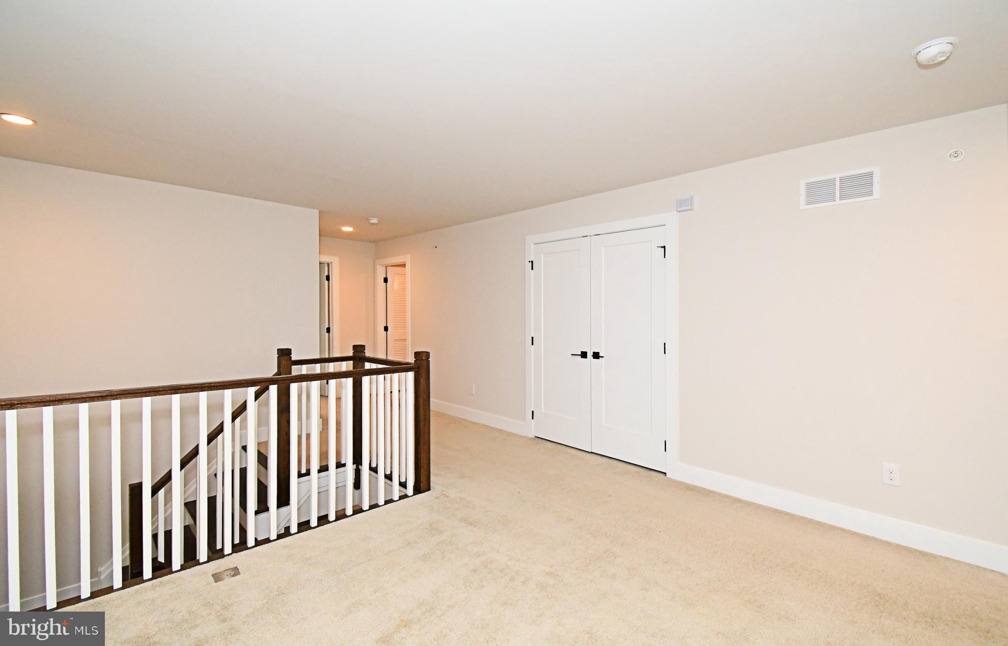 WHITE SPRINGS AT PROVIDENCE - Residential Lease