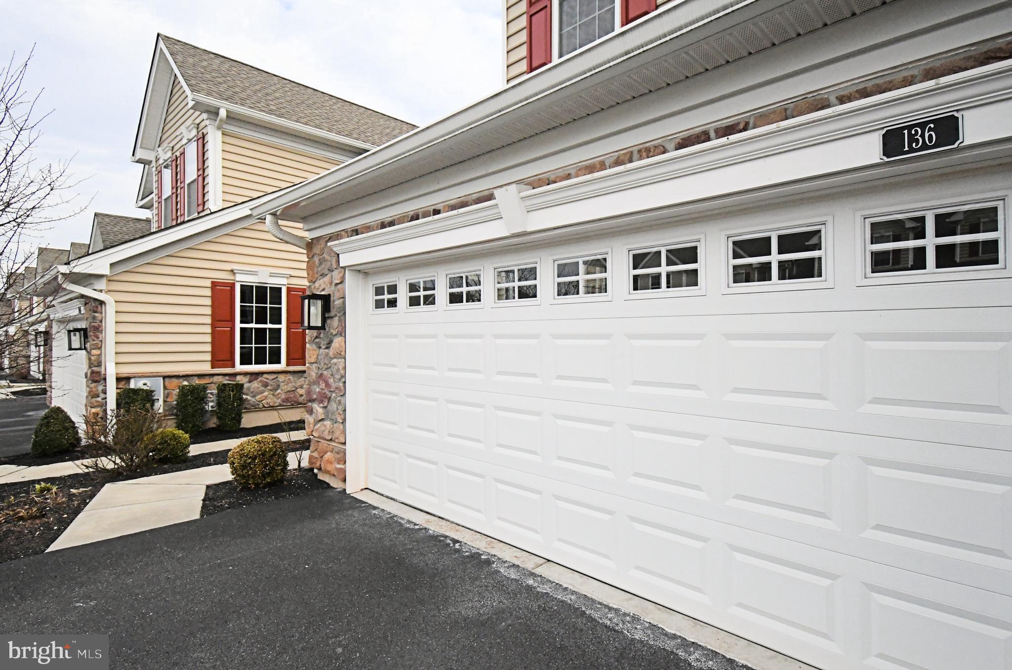 WHITE SPRINGS AT PROVIDENCE - Residential Lease