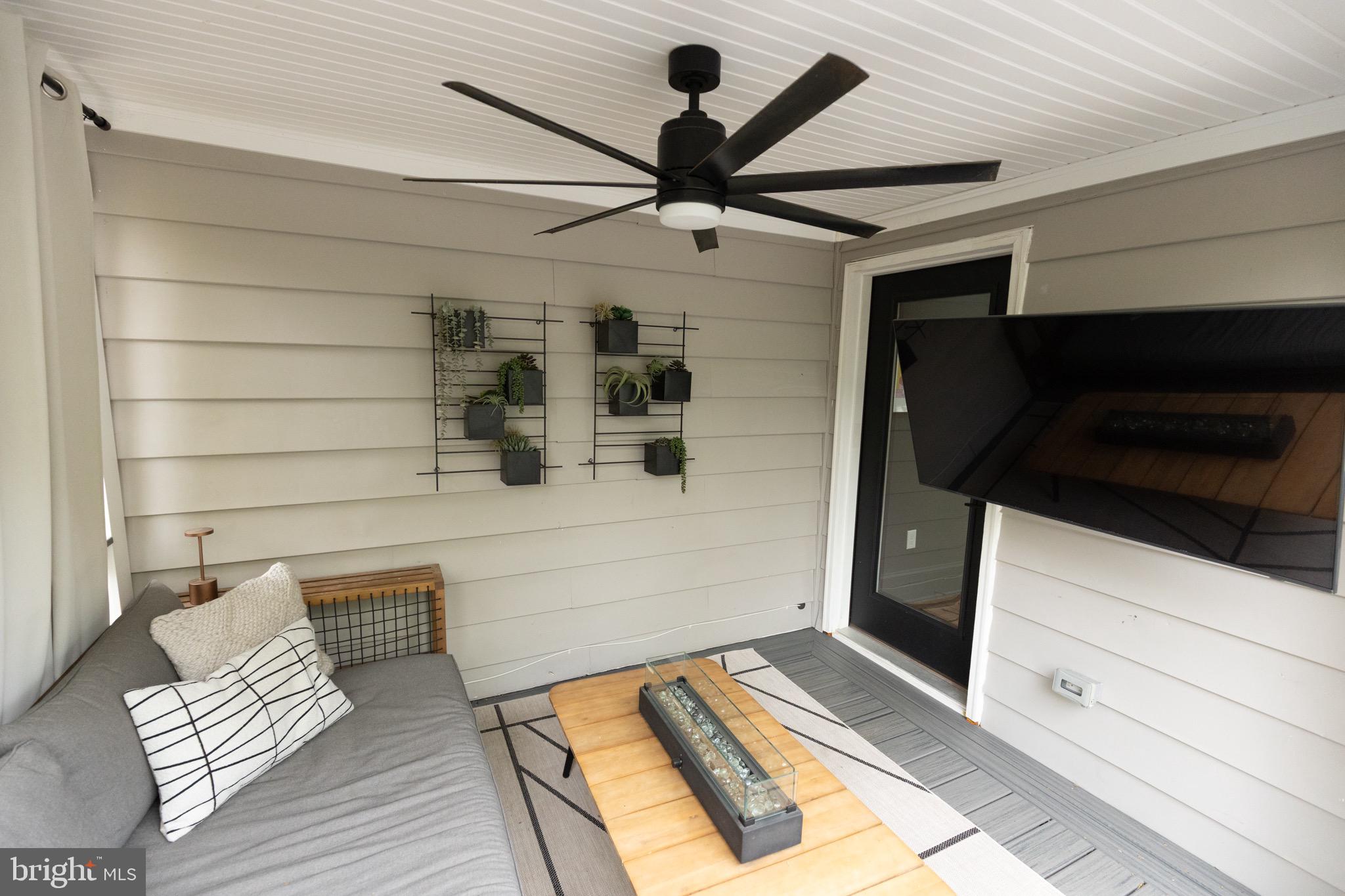 SHAWNEE HEIGHTS - Residential