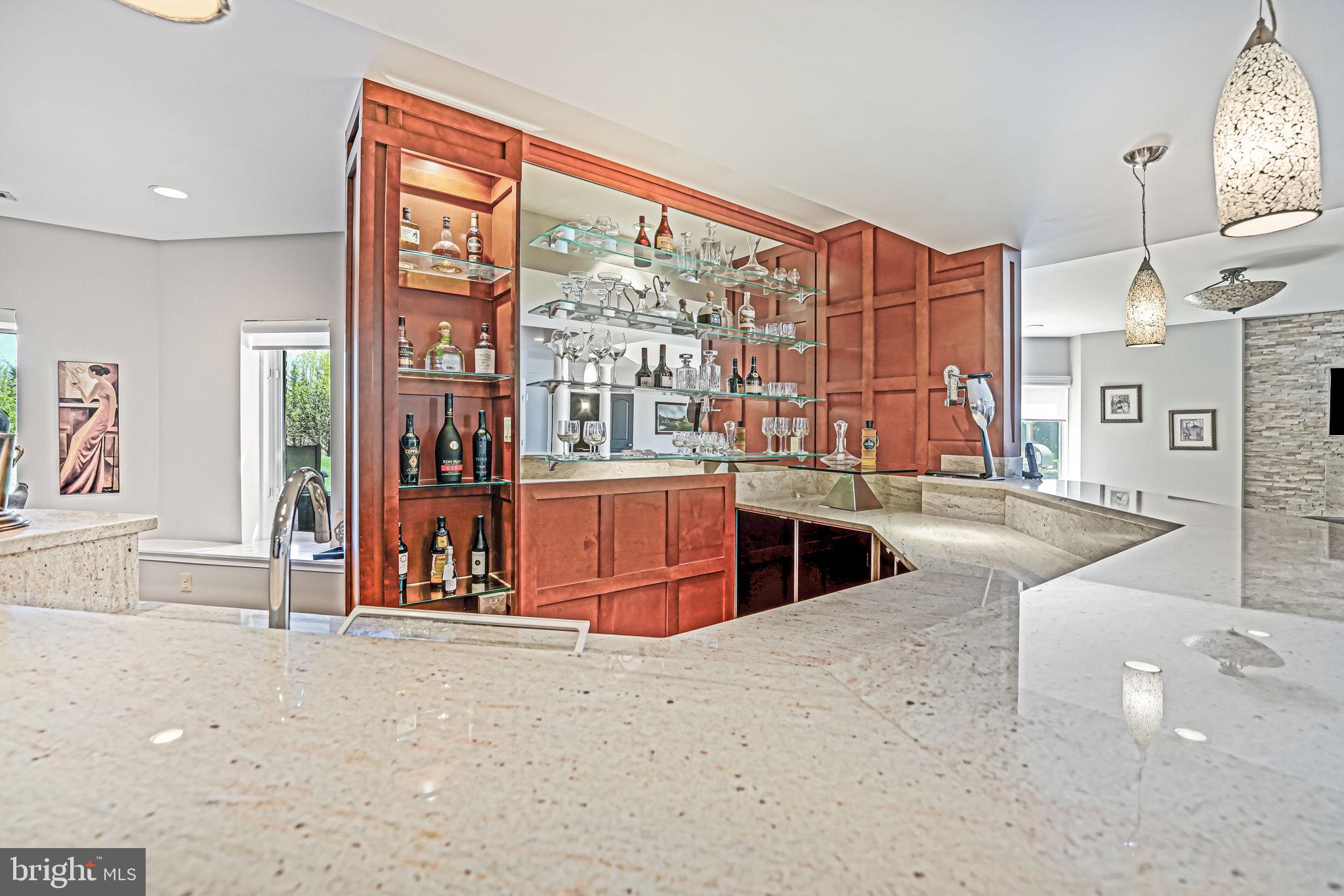 RED CEDAR WEST - Residential