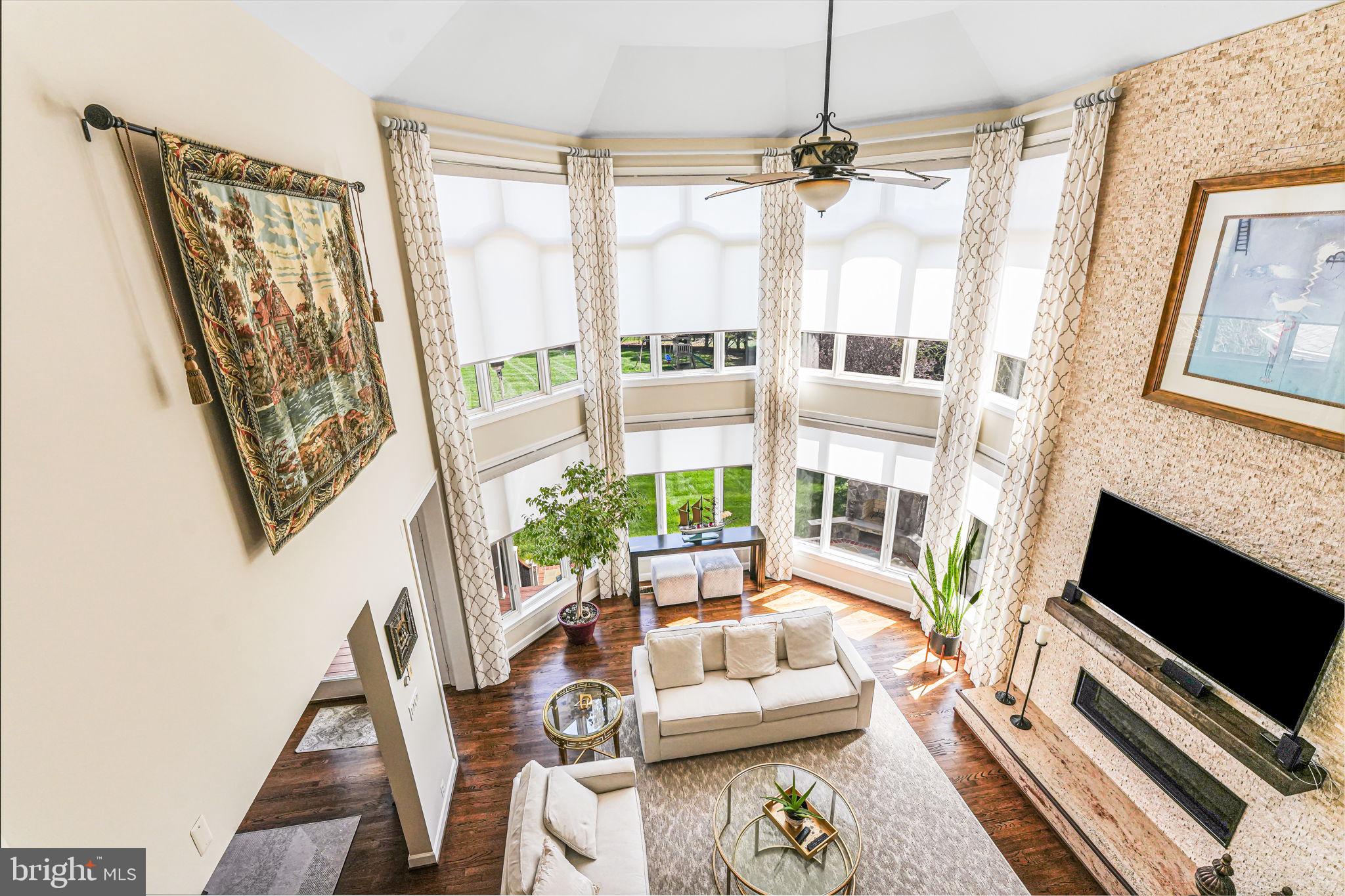 RED CEDAR WEST - Residential