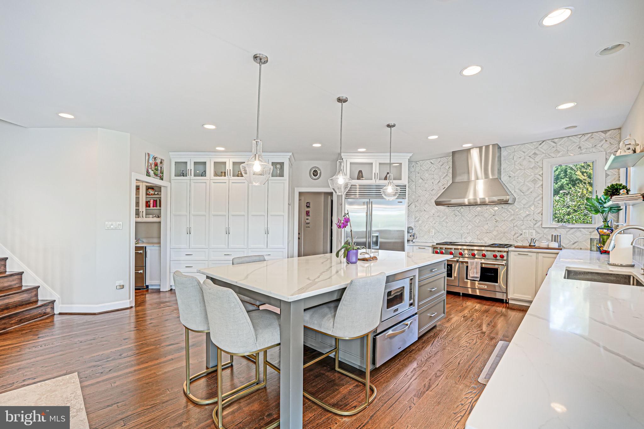 RED CEDAR WEST - Residential