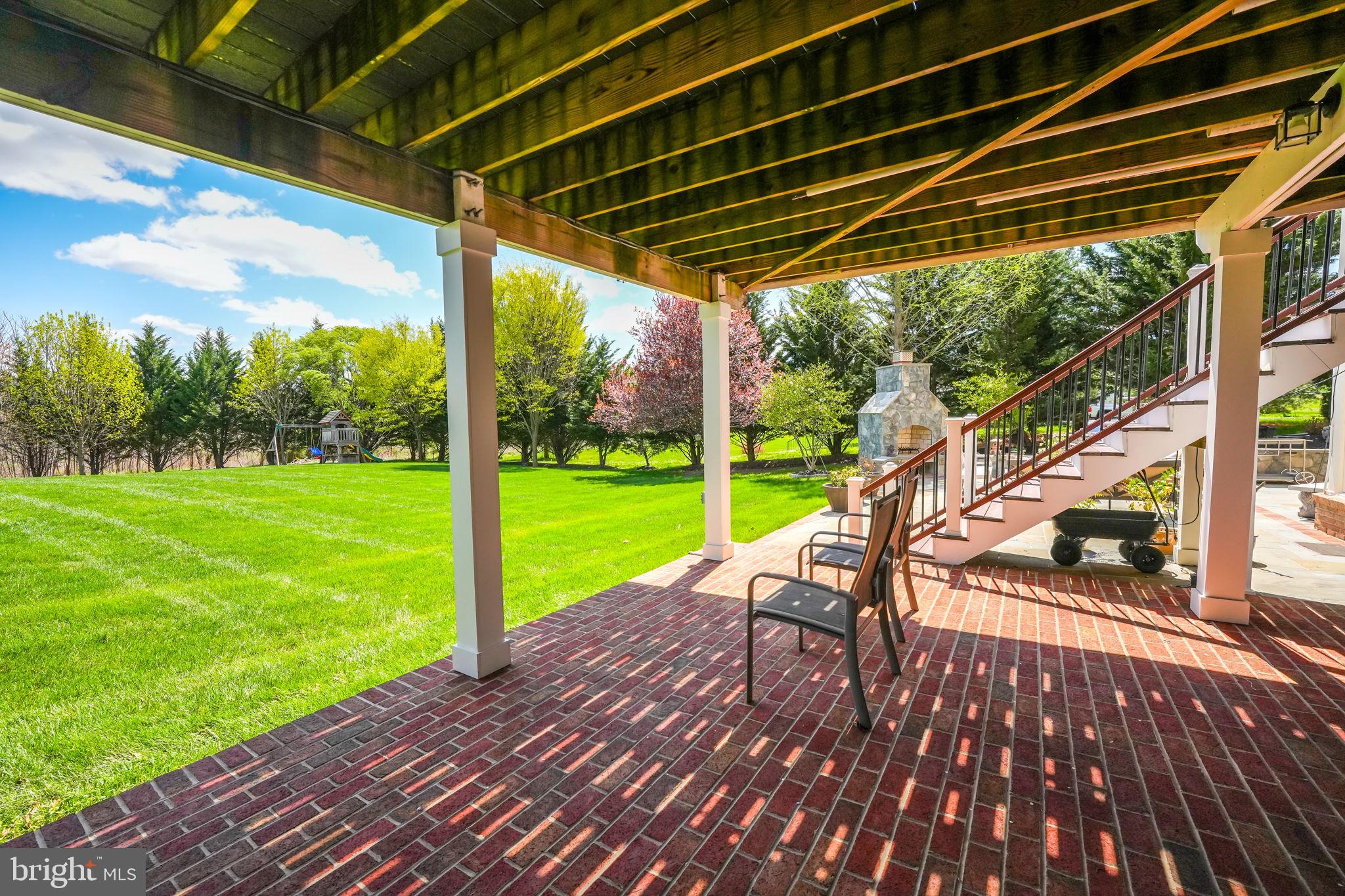 RED CEDAR WEST - Residential