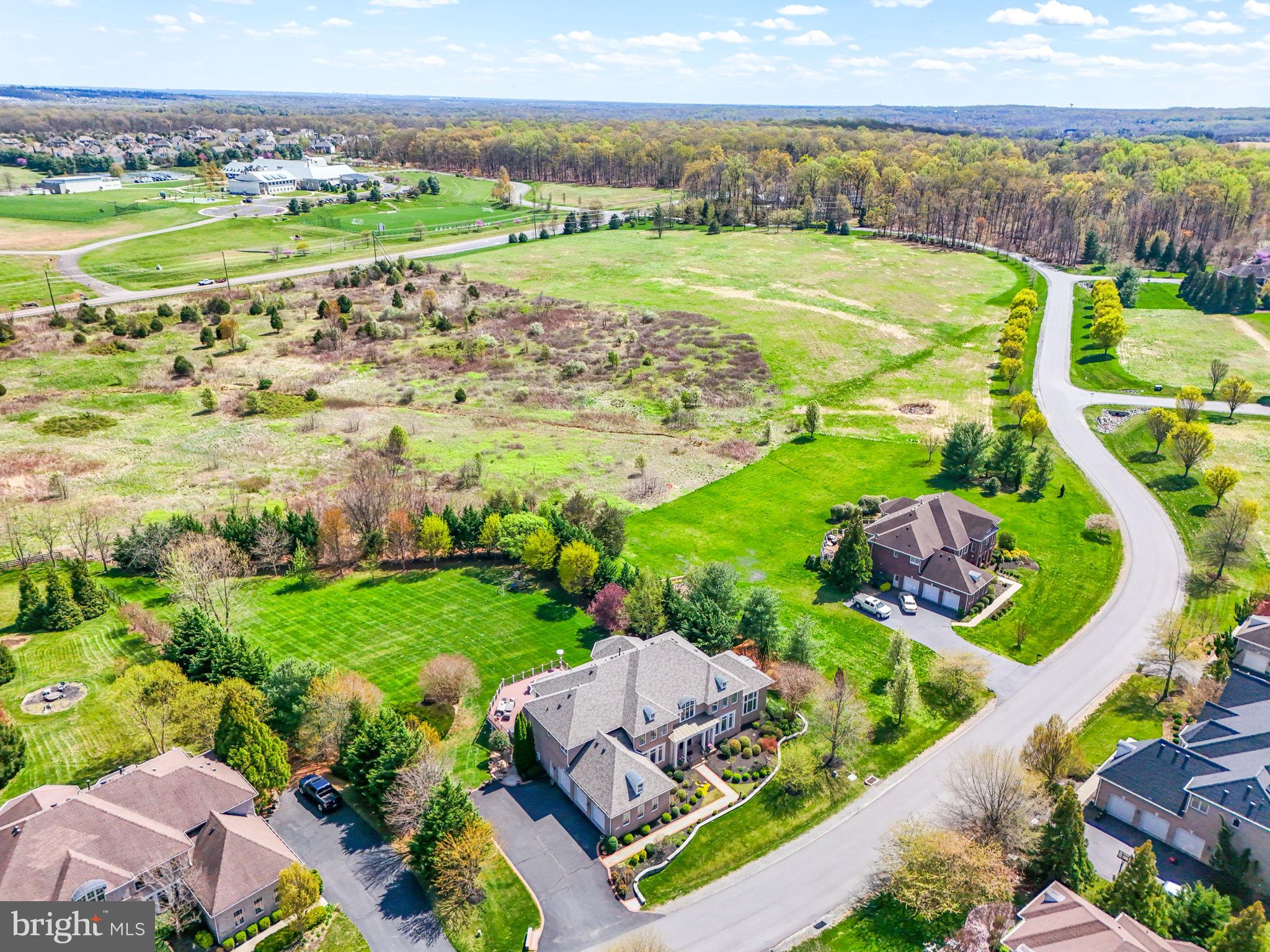 RED CEDAR WEST - Residential